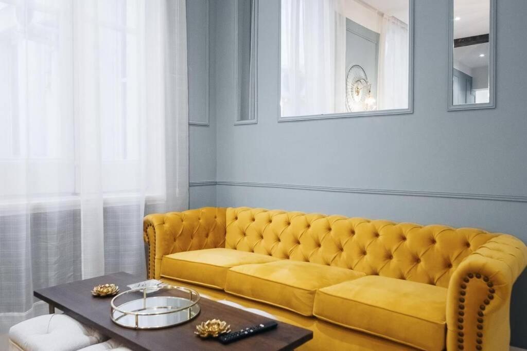 Apartamentos Plaza De Pedro Zerolo III Madrid Kültér fotó