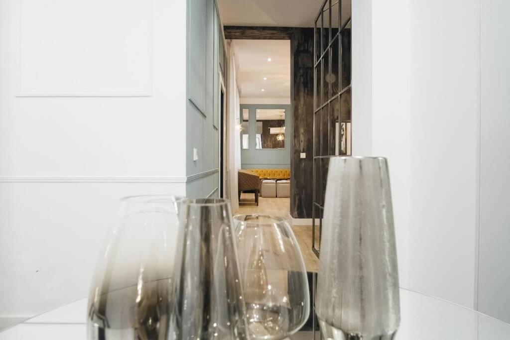 Apartamentos Plaza De Pedro Zerolo III Madrid Kültér fotó